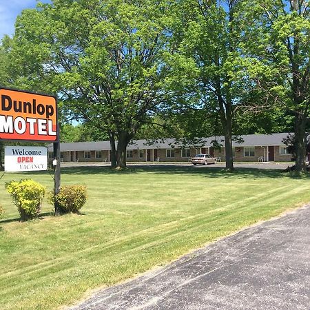Dunlop Motel Goderich Exterior photo